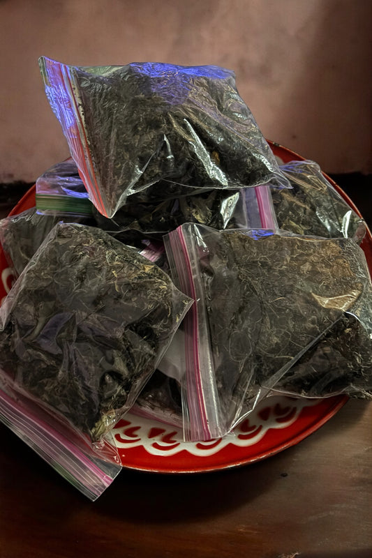Laos Dried Cassia Leaves 100g from the Family's Farm
